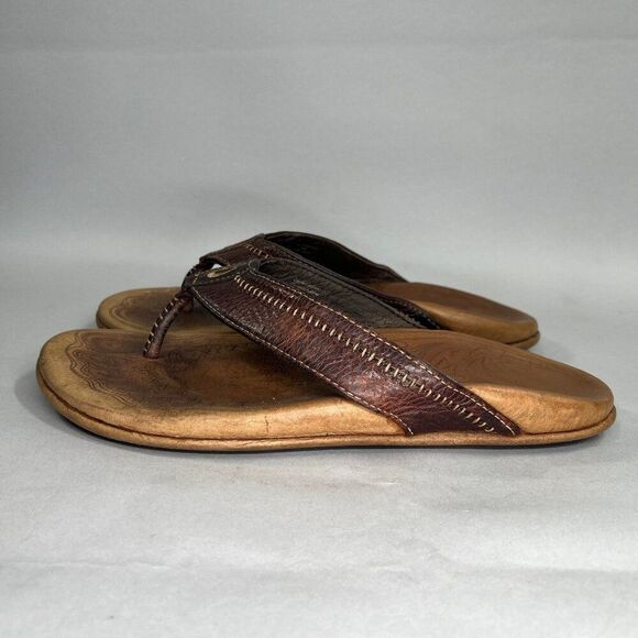 OluKia Men's Size 9 Hiapo Brown Leather Flip Flop Sandals - Picture 4 of 13